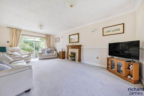 c82cdc31-b01b-445...