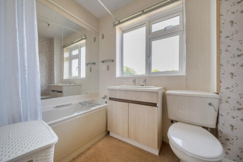 131250556852908d3ae8c