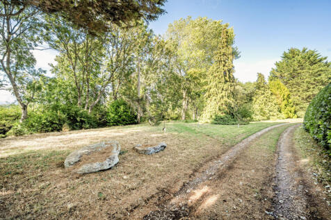 1348282568b9bde2c802f