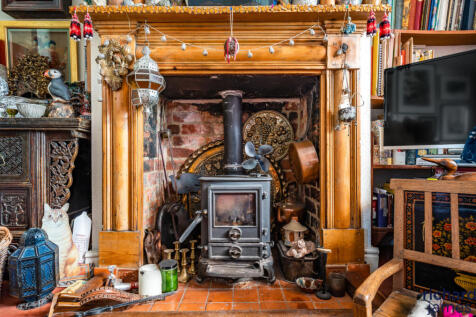 4ec73430-7e7f-475...