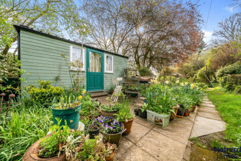 70e8a7c9-f076-4ca...