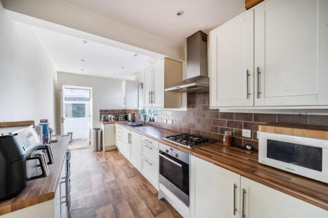 1382965769456706471f4