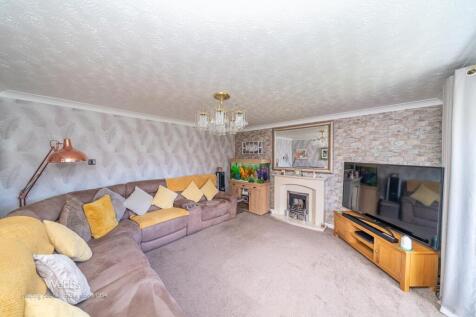 © Webbs Estate Agents © (81 of 171).jpg