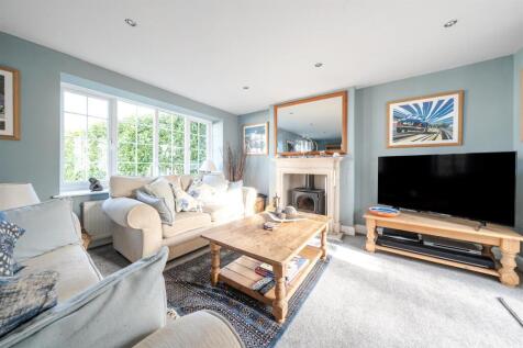 4 Towcester Road, Silverstone