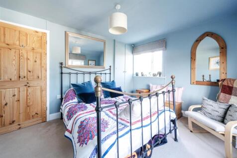 4 Towcester Road, Silverstone