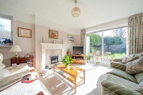 23 Acorn Way, Silverstone