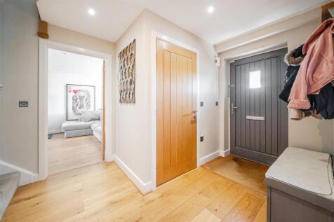 5 Paddock View, Old Stratford
