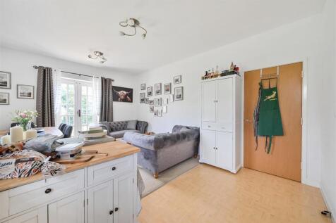 73 Reffield Close, Towcester