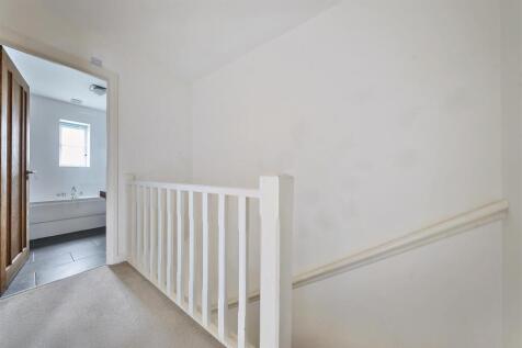 Gildene Cottage, 1 Canons Ashby Road, Moreton Pink