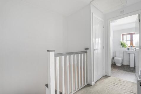 6 Reindeer Court, Potterpury