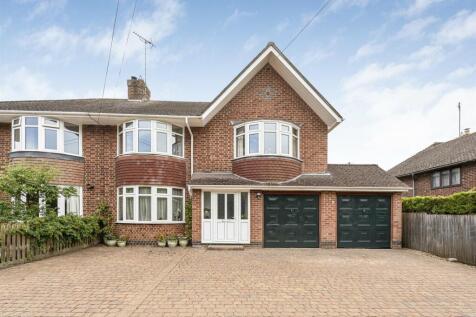 61 London Road, Towcester