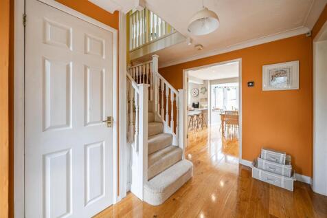 4 Acorn Way, Silverstone