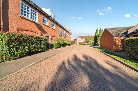 15 Reffield Close, Towcester