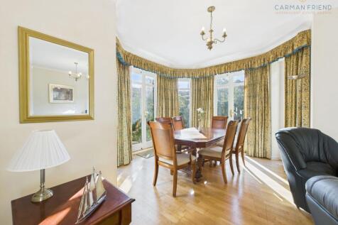 Kitchen/Dining/Living Room