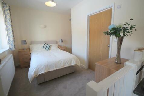 1 Bedroom Flats To Rent In Weeley Clacton On Sea Essex