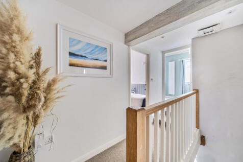 1329988-27-6890da...