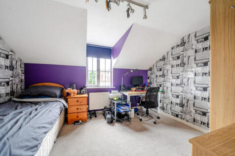 1363879-3-68e90b2...