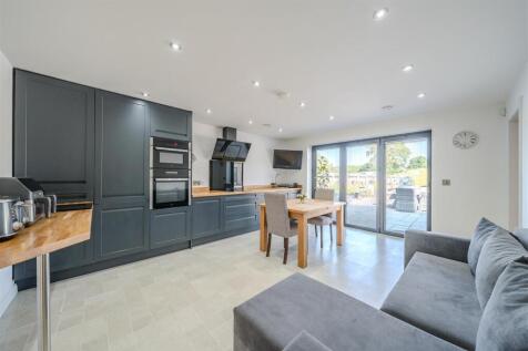 DSC08160-HDR (1).jpg