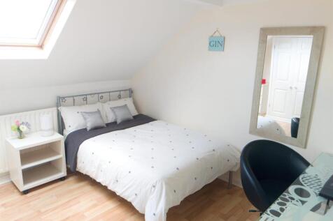 Bedroom 3.4.jpg