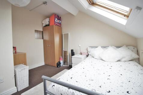 Student-accommodation-sheffield - Bedroom 4 1.JPG
