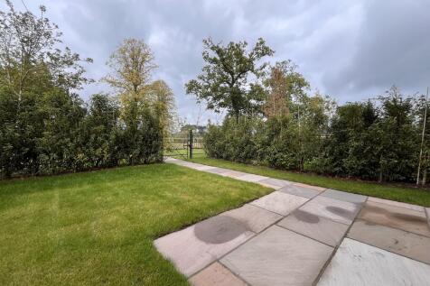 Private Garden and P