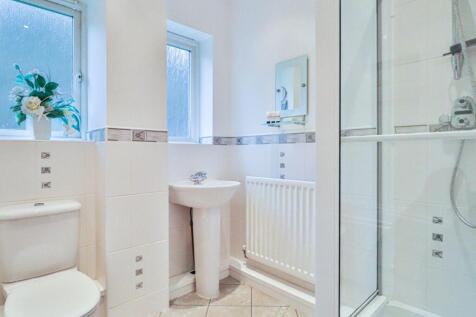 Family bathroom II