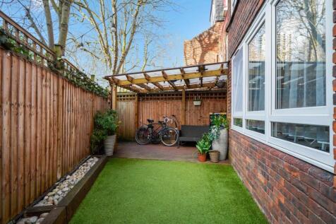 122 Reedham Close - uaaDNn8LUL0mavc6Btaa.jpg