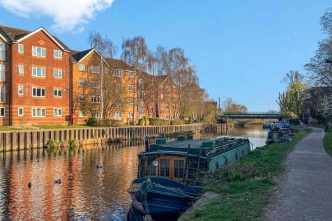 122 Reedham Close - hl0MbgGgzmhN8TN0LEwd.jpg