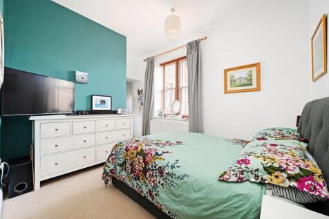 Main Bedroom 