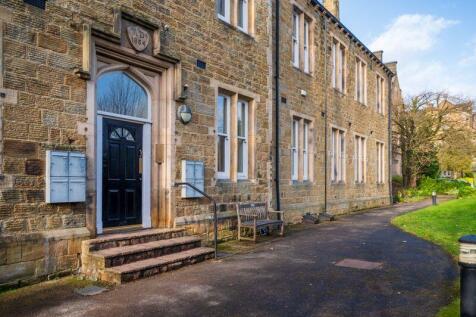 Victoria Court 