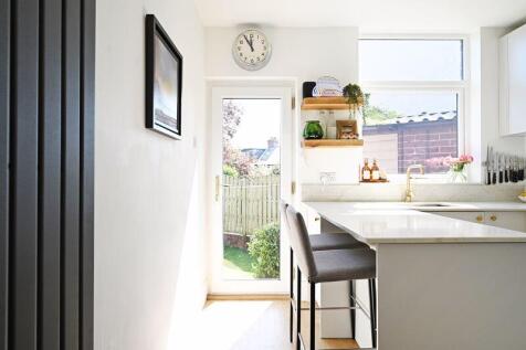 Light &amp; Airy Space