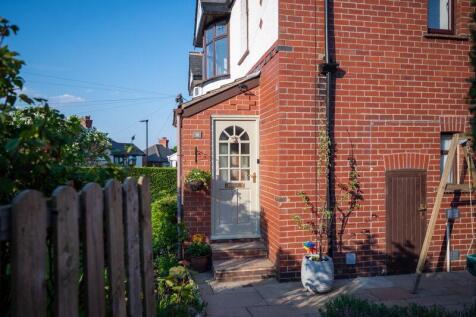 Porch &amp; Entrance
