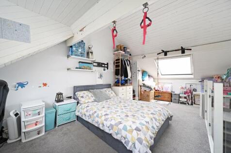Spacious Attic Bedroom