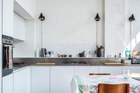 THE-LYCEE-23 (33).jpg