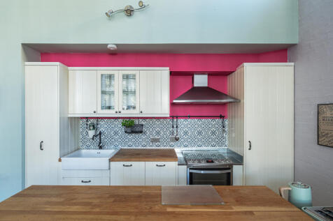 ACADEMY-APARTMENTS-32 (10).jpg