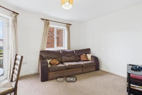 Kitchen &amp; Living area