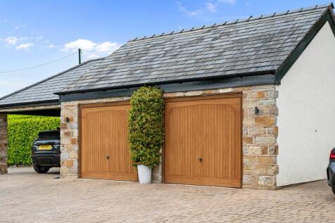 Double Garage and Car Port