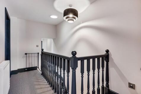 2nd Floor Landing
