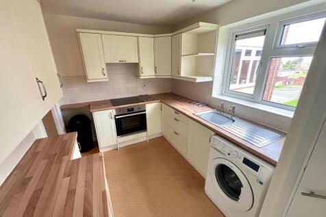 KITCHEN 2.jpg