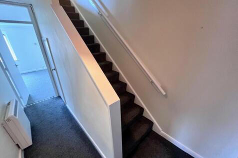 HALLWAY.jpg