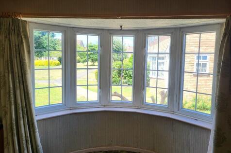 Large Bay Window 