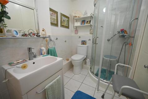 shower room.JPG
