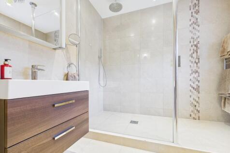 CAM03830G0-PR0240...