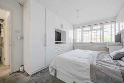 1335751-20-6895fe...