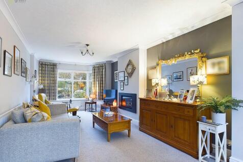 CAM03830G0-PR0116...