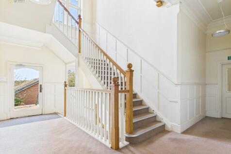 CAM03830G0-PR0132...