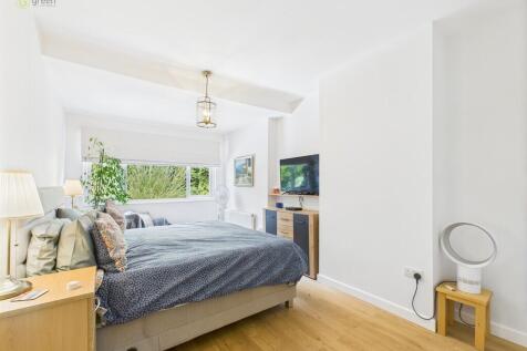 CAM03830G0-PR0198...