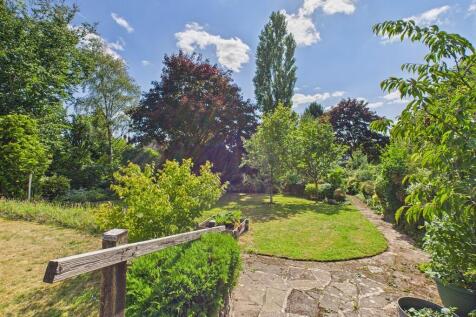 CAM03830G0-PR0196...