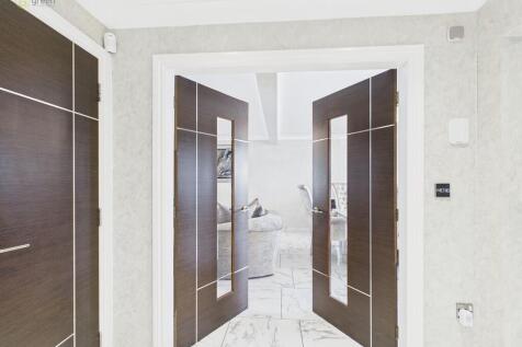 CAM03830G0-PR0225...