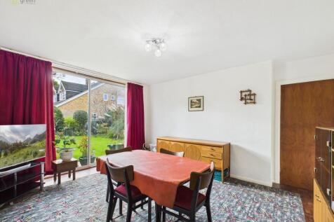 CAM03830G0-PR0235...